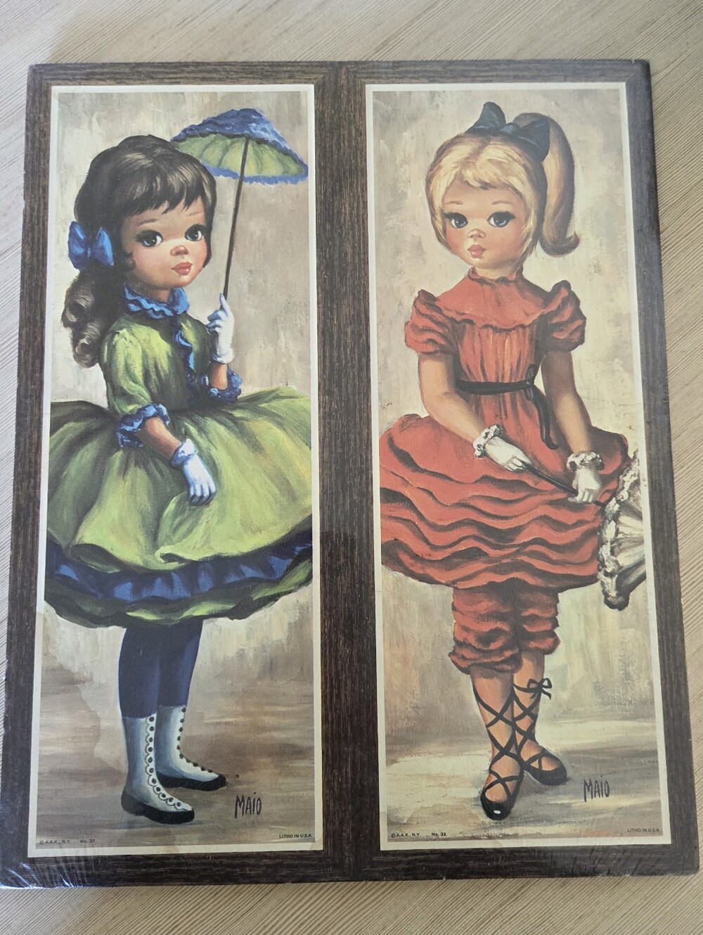 Vintage Rare MCM Litho Maio Big Eye USA Parasols Unused Plaques- Sealed